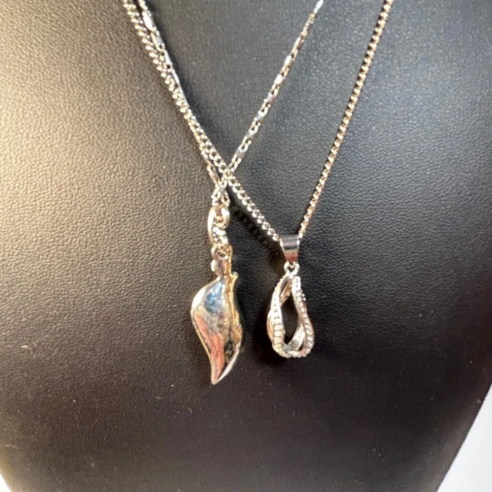 Pendant Necklaces Silver‎ Tone Delicate Rhinestone